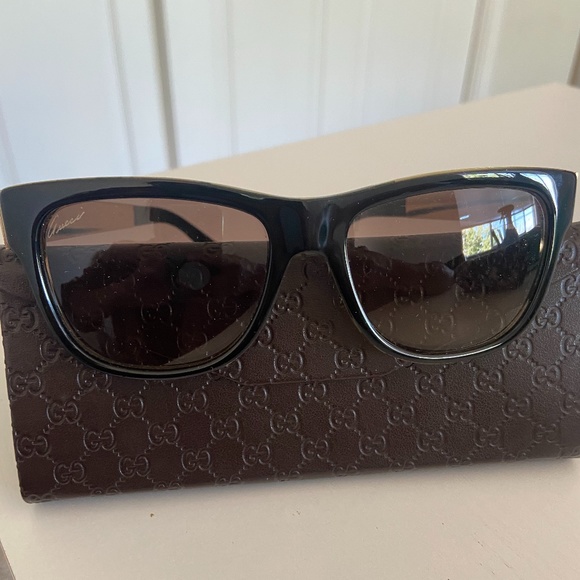 Gucci Accessories - Gucci Sunglasses